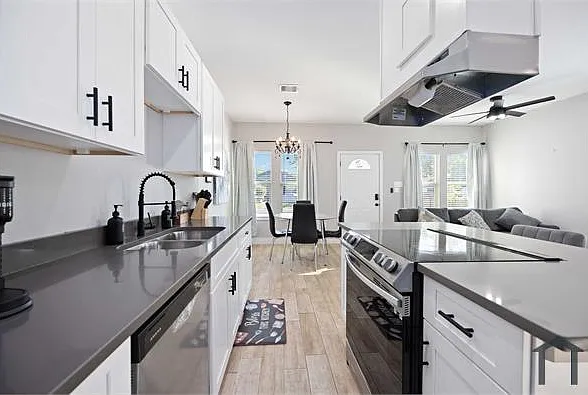 4518 Newberry St #B — Photo 2