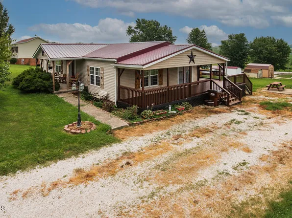147 Bradley Ln, Flemingsburg, KY 41041
