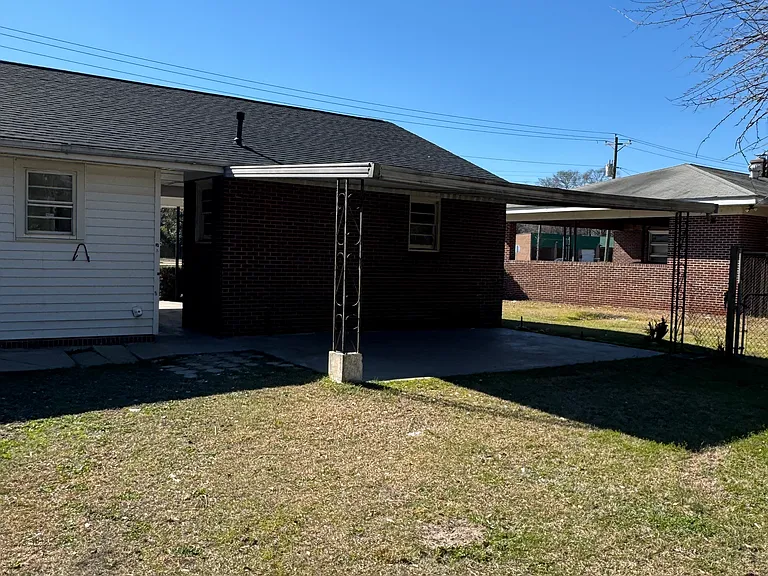 365 Whittaker Pkwy — Photo 11