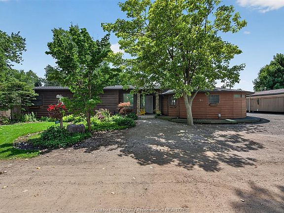 2nd image of 236 Deerbrook Dr
