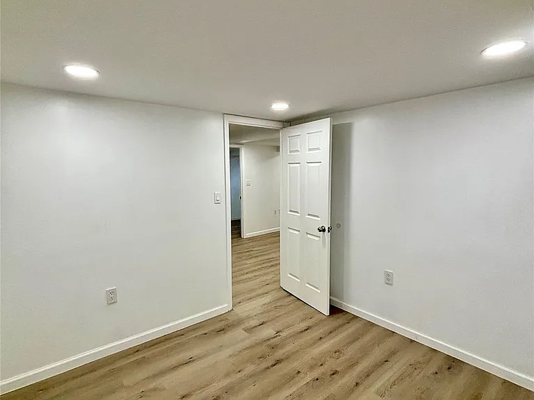 750 Highview Ave — Photo 5