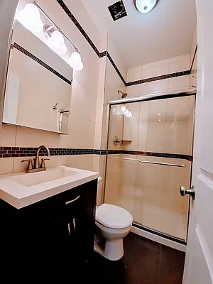 Rented by Compass | media 10