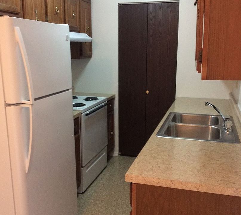 1st image of 2151 Meadow Ln APT 6