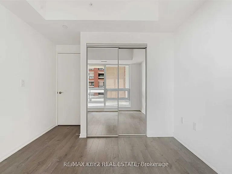 3091 Dufferin St #638 — Photo 12