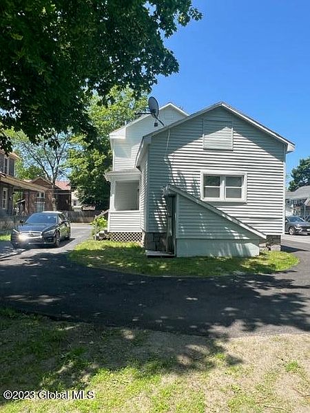 5th image of 18 Elizabeth Street