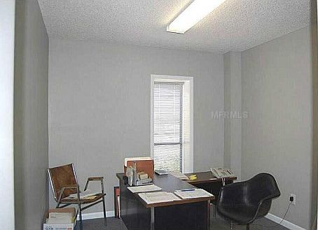 5th image of 4214 Hammond Dr