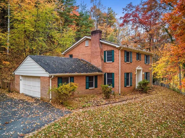505 Hermosa Dr, Pulaski, VA 24301