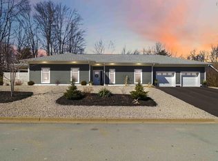 51 Cresthaven Ct, Lunenburg, NS B4V 3Z3