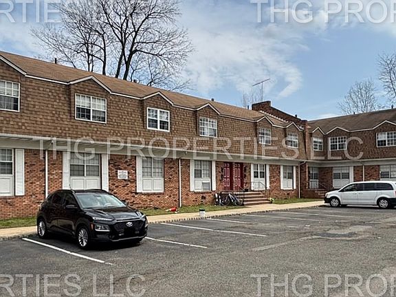 2nd image of 532-538 E Front St #538-12