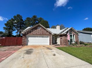 1336 Oak Knolls Dr, Fayetteville, NC 28314