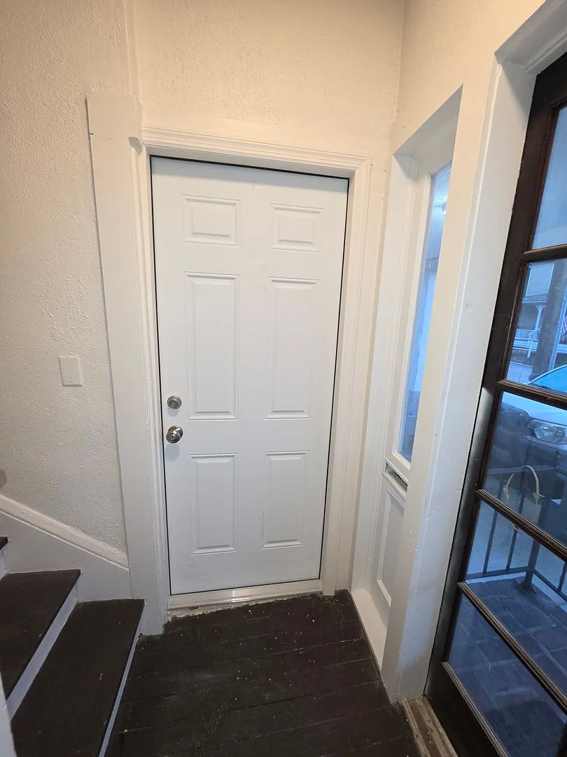 202 Luella Ct — Photo 3