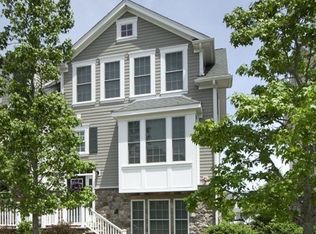 82 Parkview St, Weymouth, MA 02190