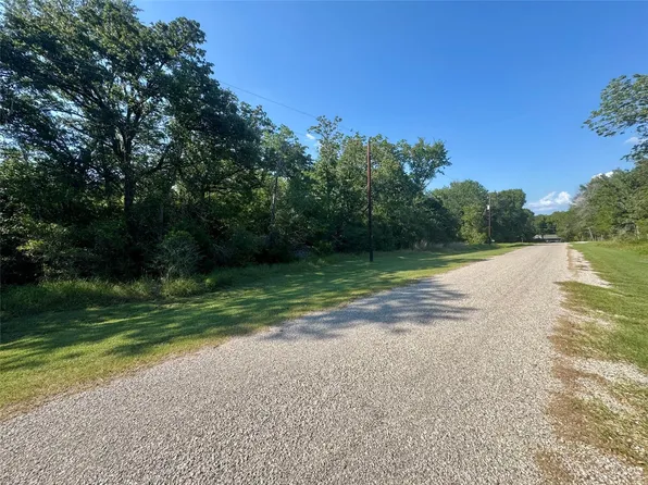 W Pin Oak Dr, Caldwell, TX 77836