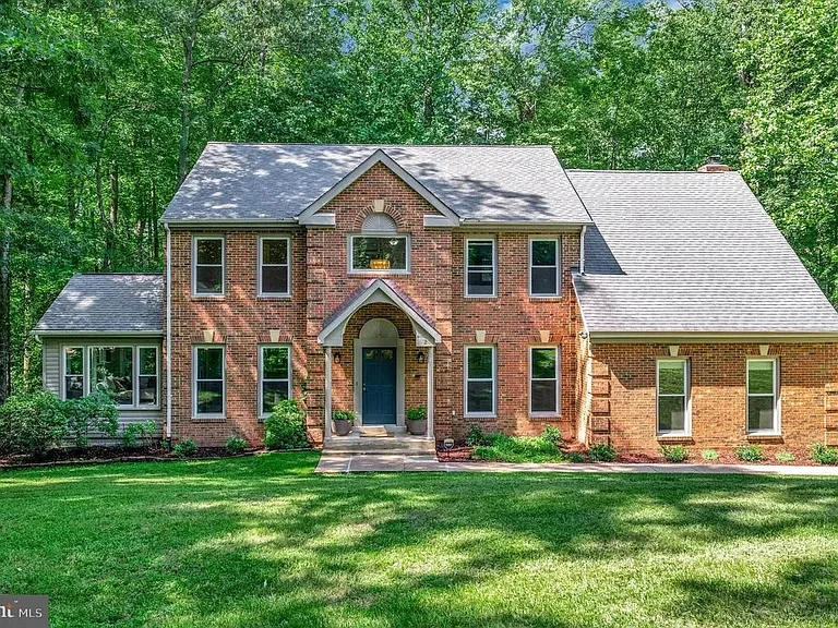 2 English Hills Dr — Photo 45