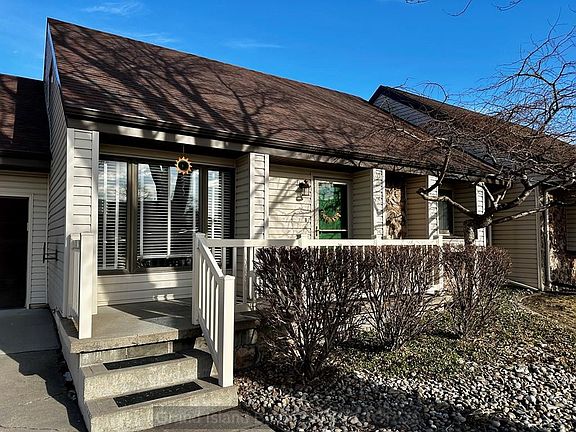 3rd image of 3120 College St