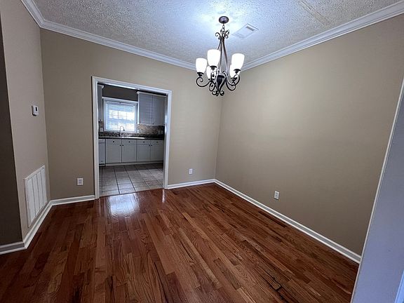 4th image of 1293 N Dean Rd