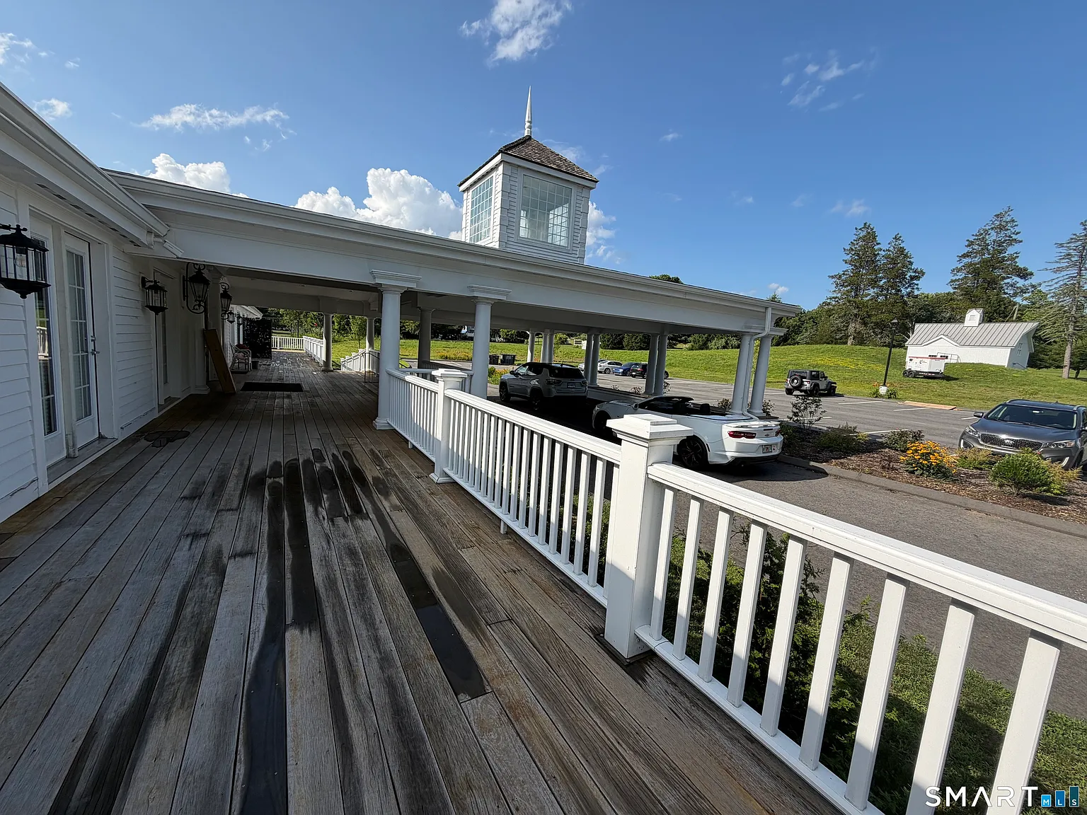 1 bed, 1.0 bath, 1600 sqft, $2,400 — Photo 3