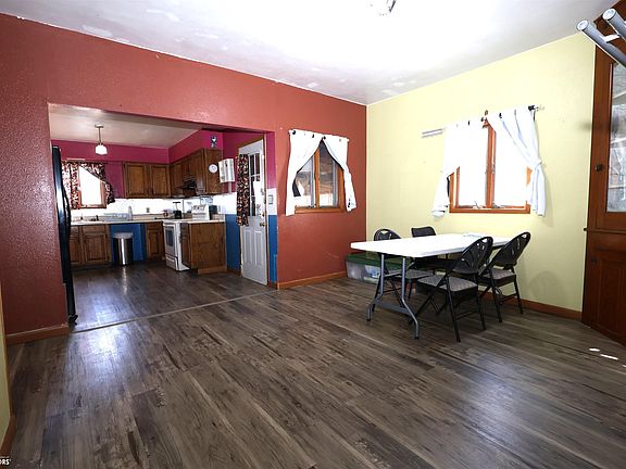 5th image of 603 E Church St