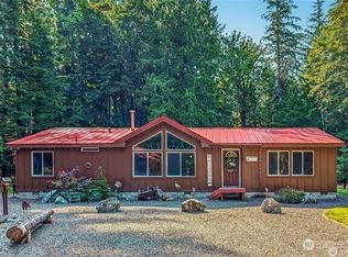 129 Cougar Dr, Packwood, WA 98361