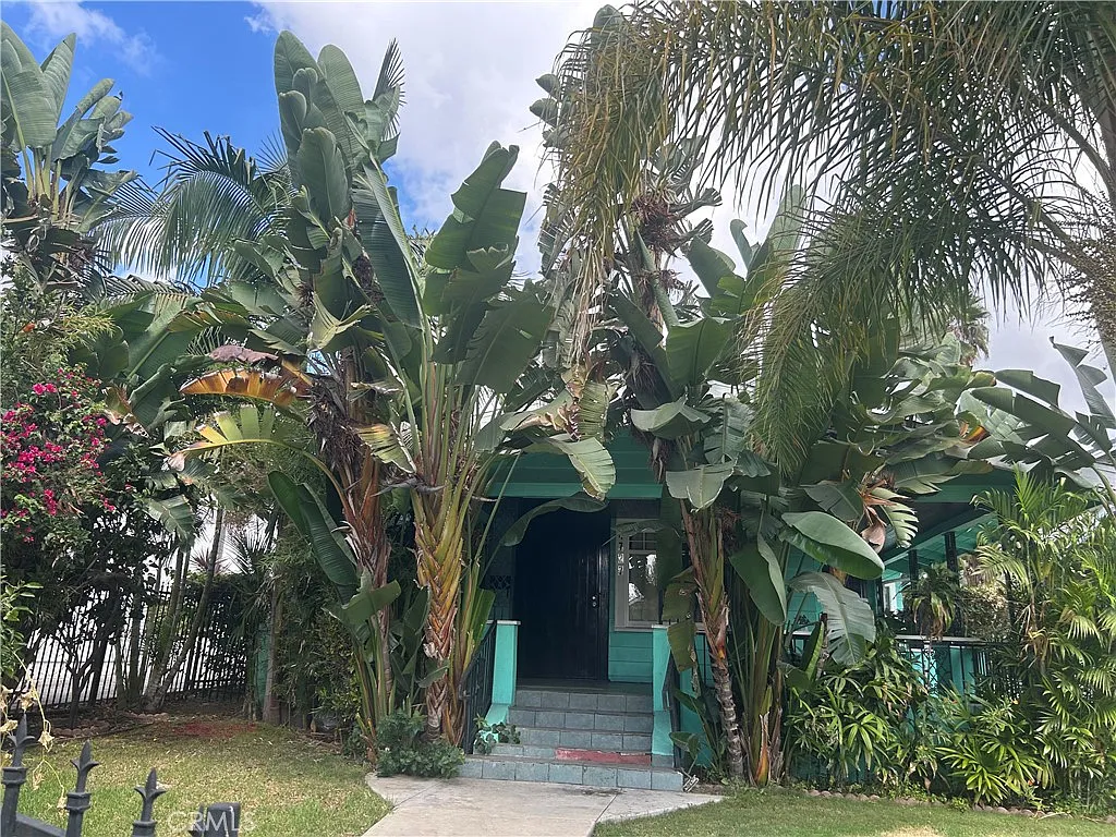 4727 Oakwood Ave — Photo 4