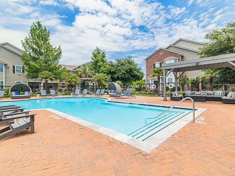 Pool and outdoor lounge