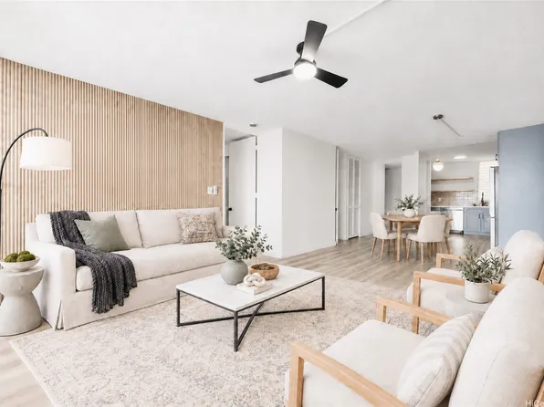 1160 Ala Napunani St APT 1806, Honolulu, HI 96818