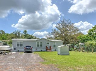 3832 Michelle Ln, Zephyrhills, FL 33541