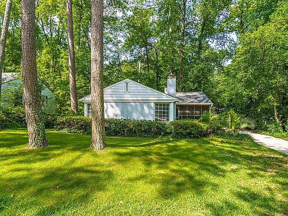 2nd image of 3437 Earlewood Dr