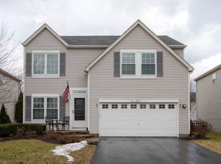 5802 Lake Pointe Dr, Plainfield, IL 60586
