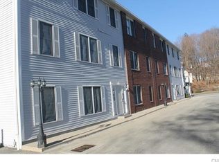 39 Main St APT 2-1, Bethel, CT 06801