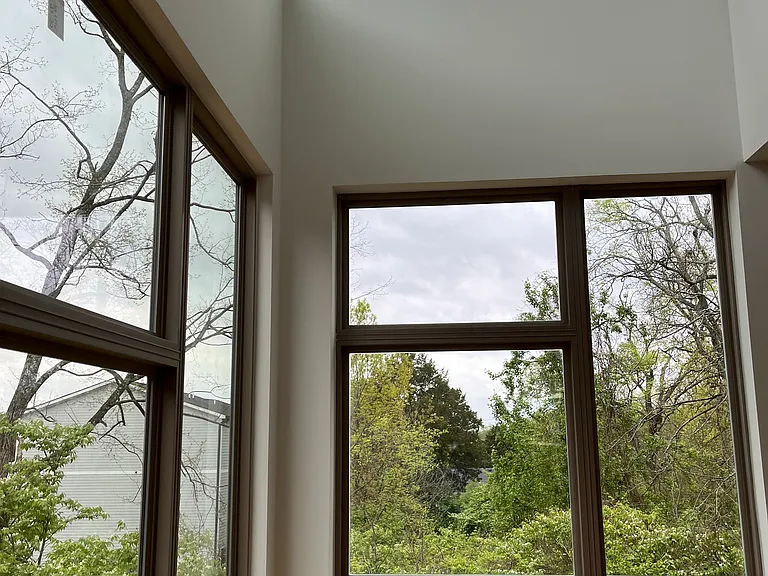 3043 Edwin Cir — Photo 8