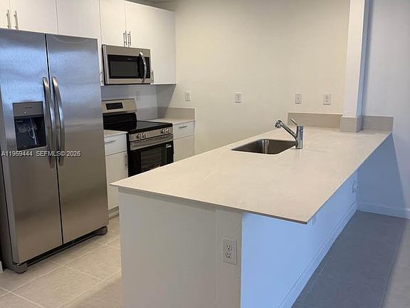 4th image of 15565 SW 280th St #3