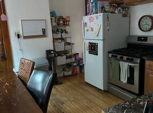 3131 N Bartlett Ave, Milwaukee, WI 53211