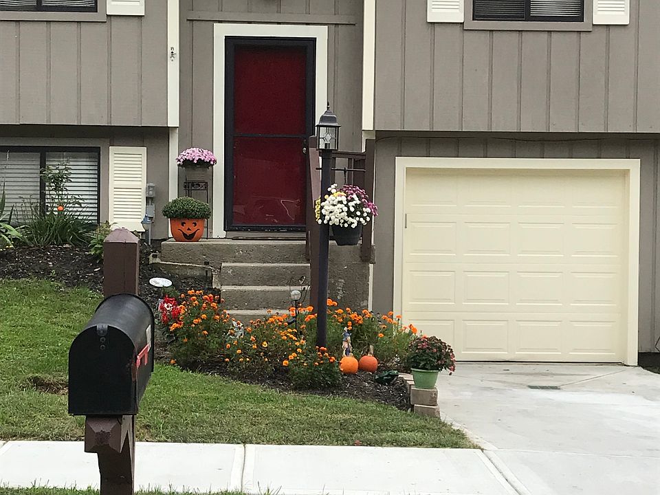1st image of 414 Westgate Dr