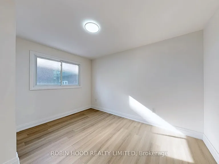 4998 King St #21 — Photo 10