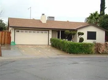 10704 Paiute Way photo 1