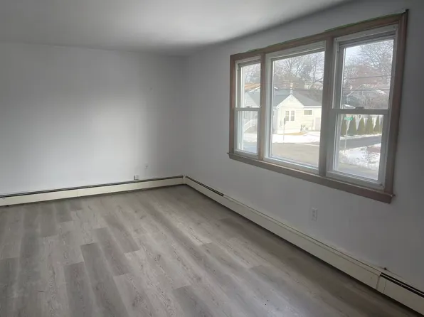 6 1/2 Villaway Rd #2, Norwalk, CT 06855