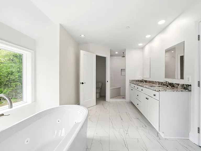 5116 Shore Dr — Photo 74