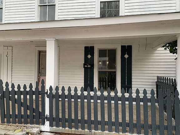 3rd image of 215 N Logan St #D2