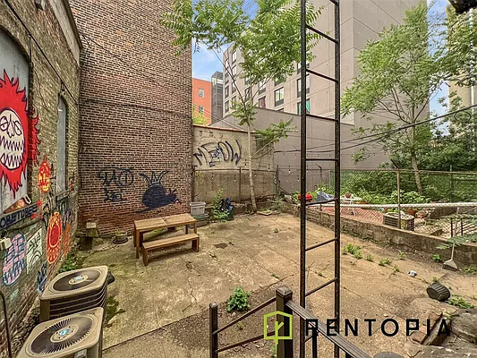 Rented by Rentopia | media 44