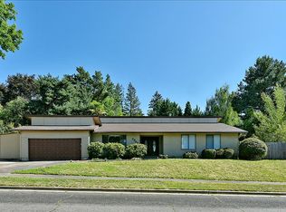 2348 Brentwood Dr, Medford, OR