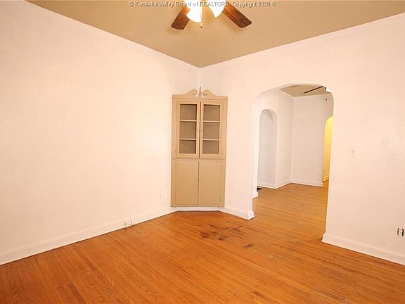 5th image of 5141 Washington St W