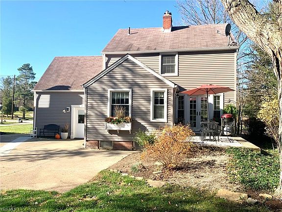 4th image of 9275 Highland Dr