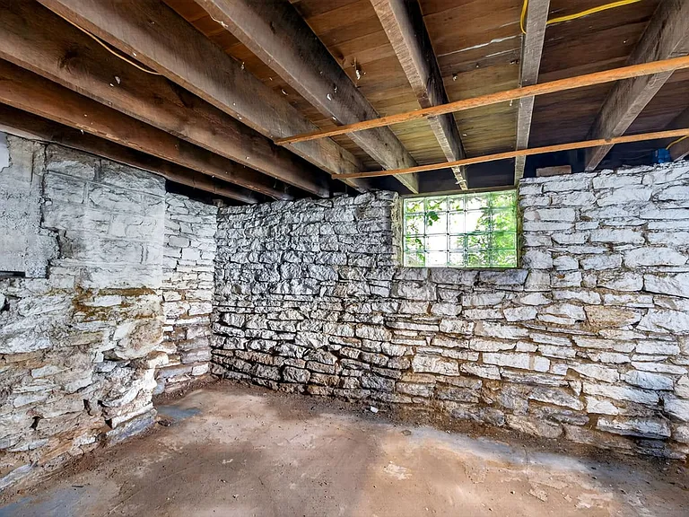 1407 W North Bend Rd — Photo 31