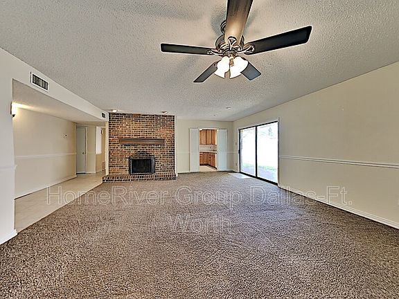 3rd image of 3105 Charter Oak Dr
