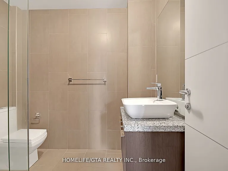 220 George St #506 — Photo 16