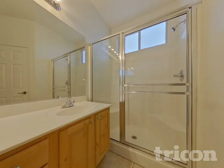 117 S 125th Ave — Photo 10