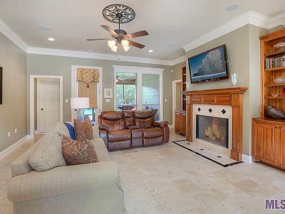 4th image of 14026 W Creek Dr