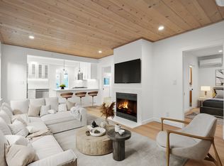 2215 6th St APT C, Santa Monica, CA 90405