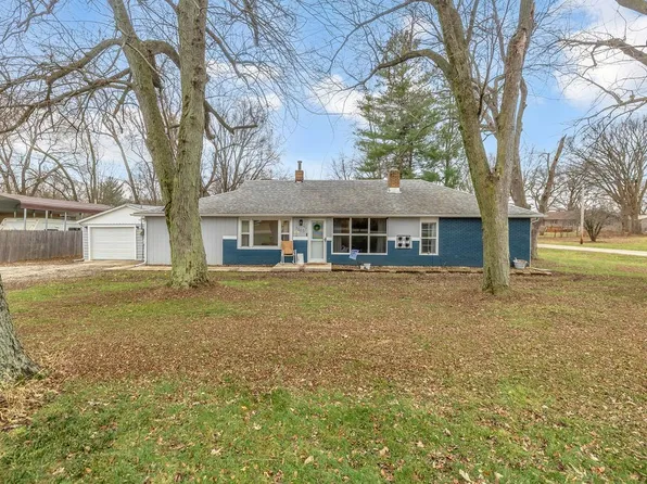 7885 W Wood St, Decatur, IL 62522